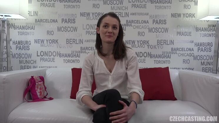 Sexy Casting with Brunette Eliska