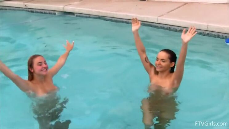 Charlotte & Stella's Solo Adventure