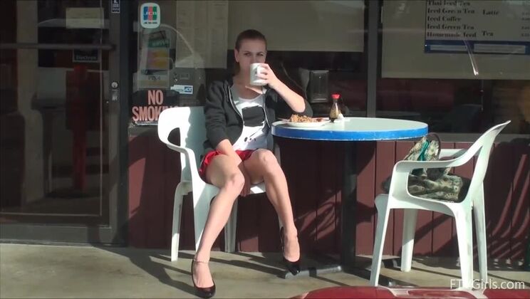 Young Kasey Starts Porn Career Day 4