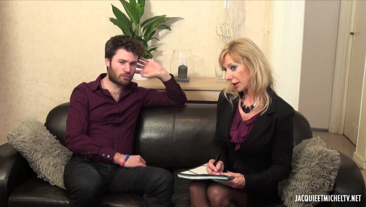 Marina's Mature Body Pleases Doryann