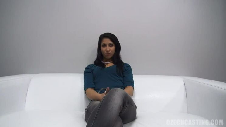 Ilona Gets Juicy Anal