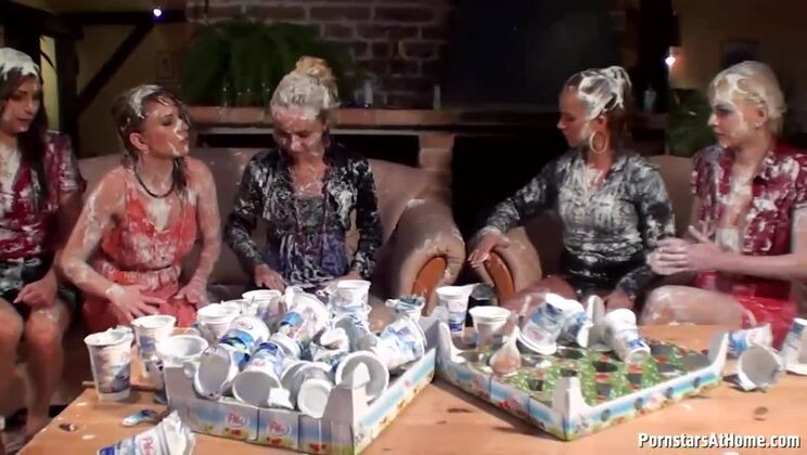 Blonde Lesbians Play Dirty in Stockings