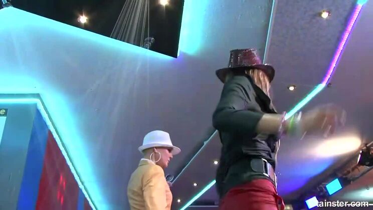 Blonde Bombshells: Extreme Speed Dating Part 1