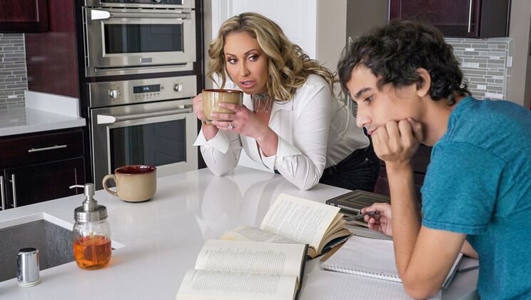 Voyeur Catches Eva Notty in a Steamy Session