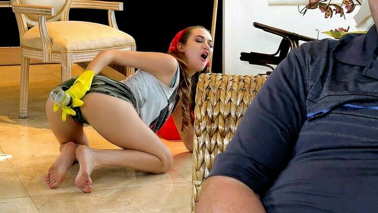 Samantha Hayes Gets Down on Her Knees