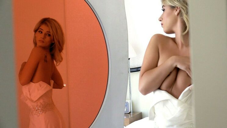 Natural Tits Bridesmaid Gets Facial