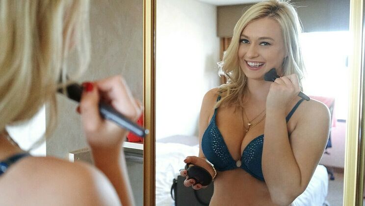 Natalia Starr's Sensual Oral