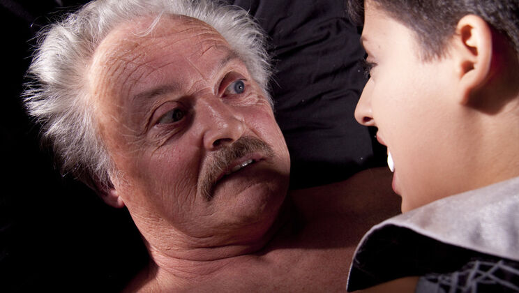 [Oldje] - Halloween Doggystyle with Gustavo and Brunette Coco - Gustavo - Coco Del Mal