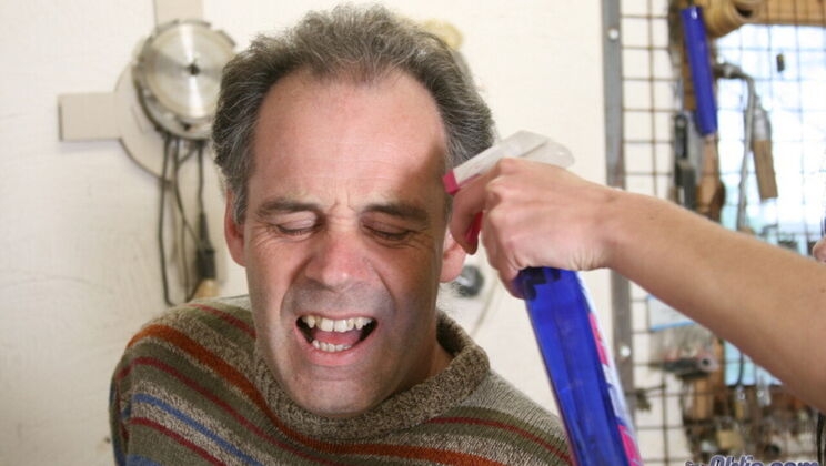 Brunette Beauty Takes It Deep in Doggystyle