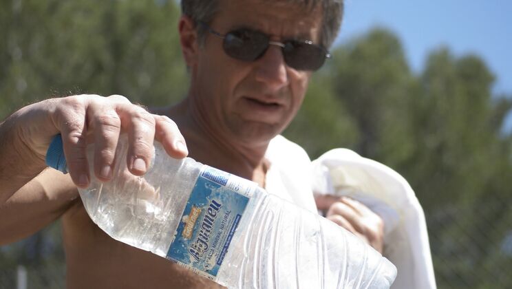 Old Man Fucks Young Bikini Girl