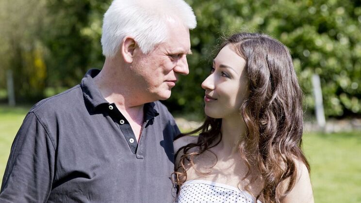 Layla's Deepthroat Delight