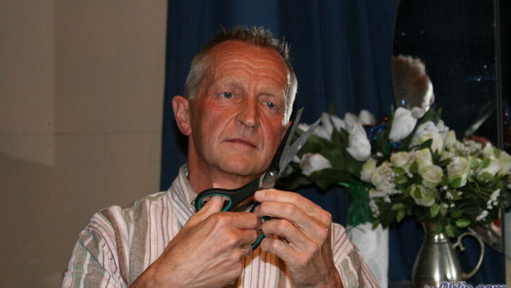 Famous Hairdresser Doggystyle Fuck