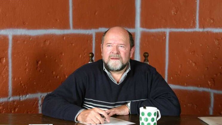 Eugene and Rubin's Brunette Adventure