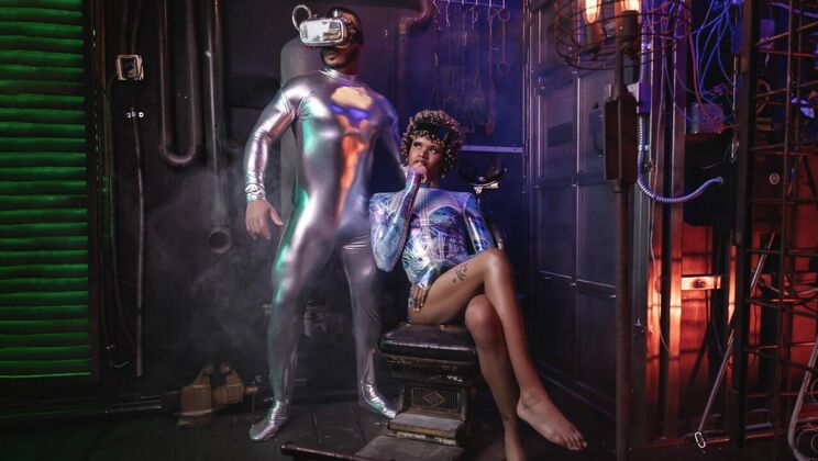 Reverse Cowgirl: Dillon Diaz Takes Cloudy Vi