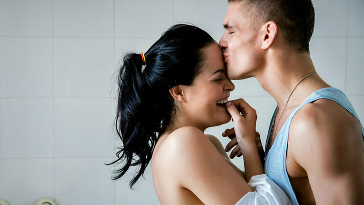 [SexArt] - Cumshot Close Up with Brunette Beauty - Dolly Diore - Maxmilian Dior