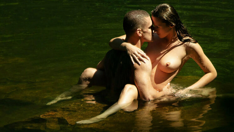 Stacy Cruz and Maxmilian Dior Kissing and Sex