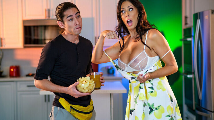 Mature MILF Reagan Foxx gets fucked by a young athlete