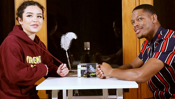 Russel West Meets Hot Latina Leah Rodriguez - HGF Part 1