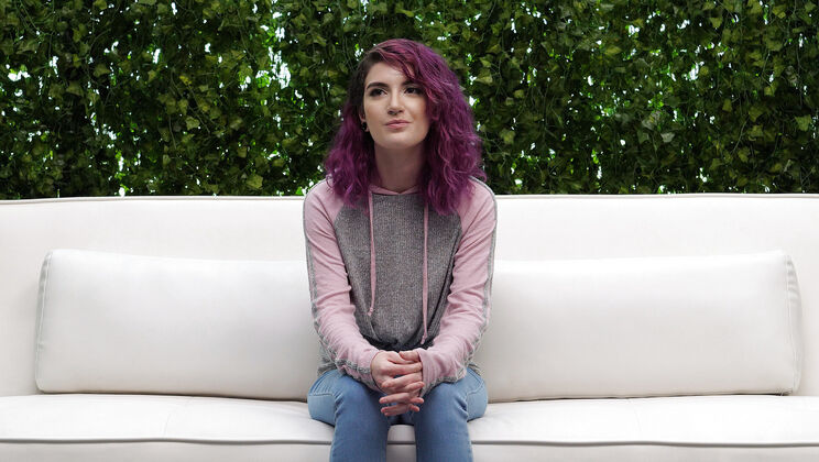 Scarlett's Standing Sex