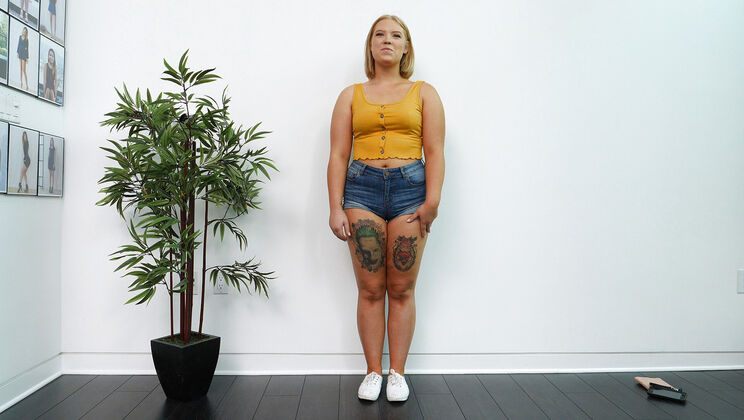 Cindy in Doggystyle Creampie