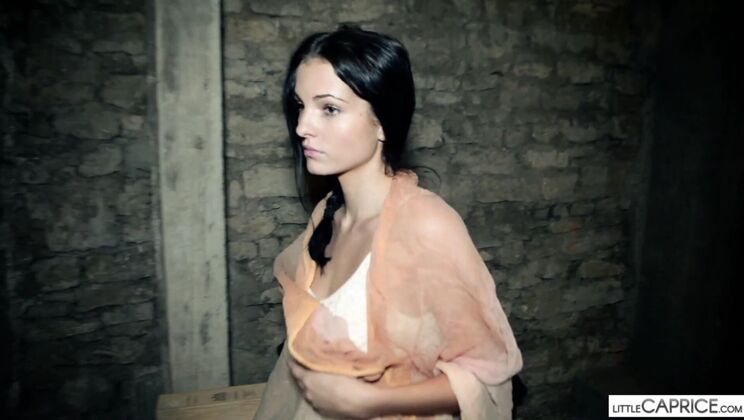 Alone and Masturbating: Sapphira's Czech Delight