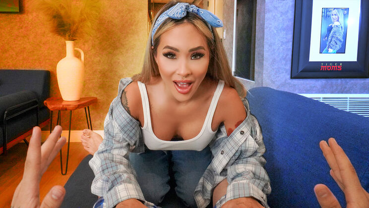 [TigerMoms] - Petite Asian Blowjob and Fuck - Elias Cash - Linda Lan