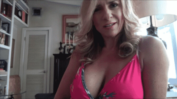 POV Sex With Blonde MILF Kenzie Foxx