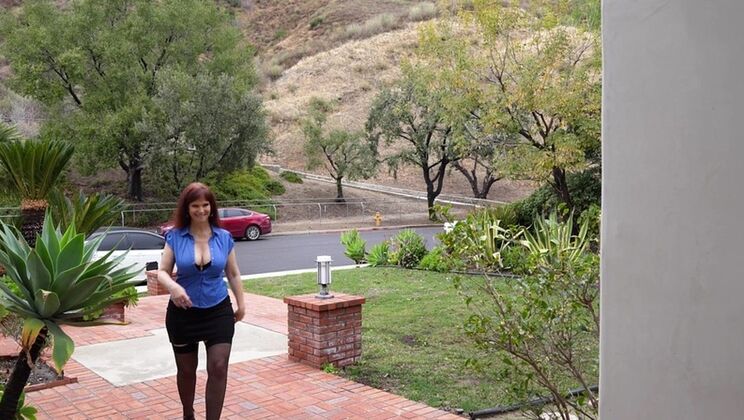 Interracial Double Penetration with Syren De Mer