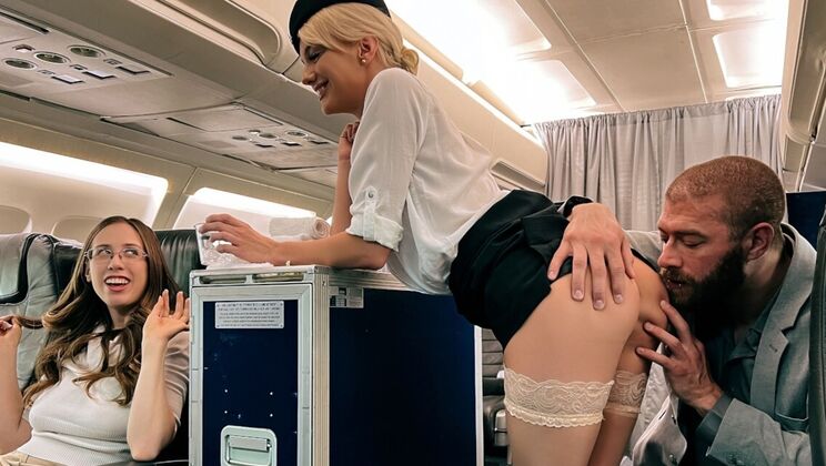 Kenna James Gets Creampie After Anal Sex