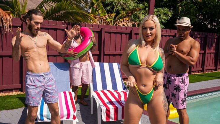 Big Natural Tits Amateur Fucked In Bikini On Bed